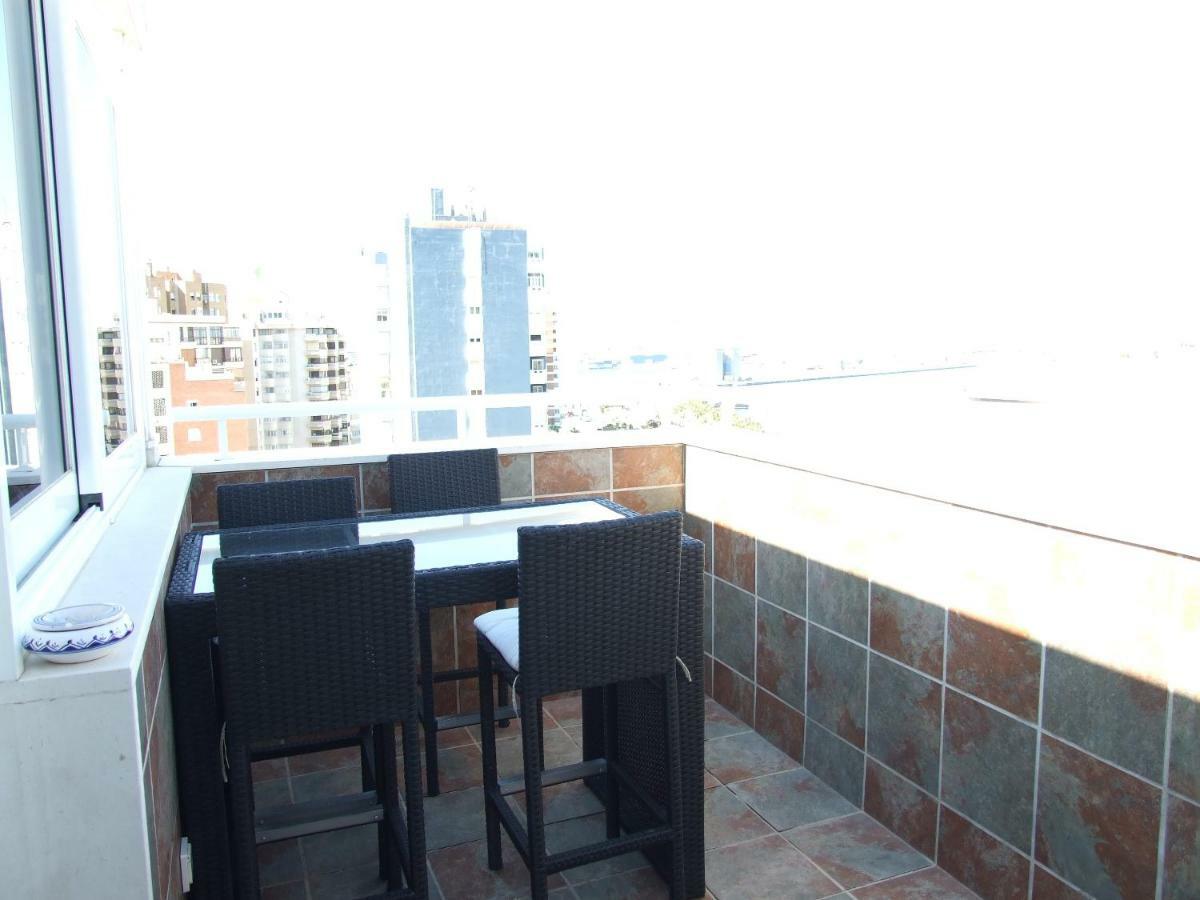 Malagueta Mar Apartment Malaga Exterior photo