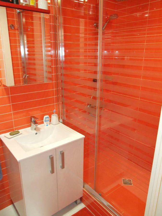 Malagueta Mar Apartment Malaga Exterior photo